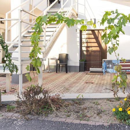 Deli Terasz B Apartman Free Parking, Self-Check-In Anytime Győr Exteriör bild